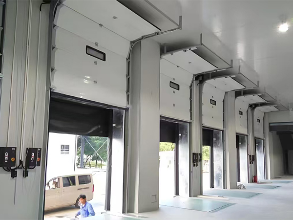 工業(yè)提升門